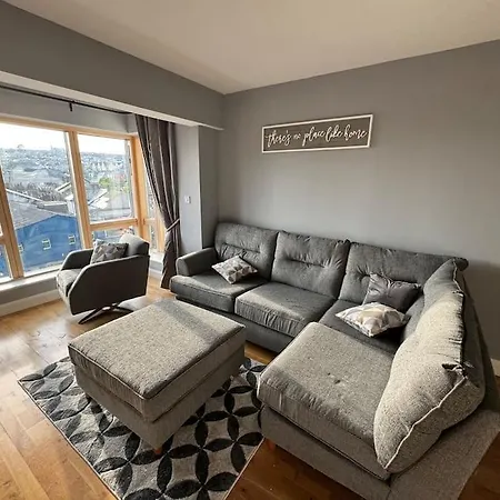 Luxury 2 Bed Fully Equipped Centre 아파트 *